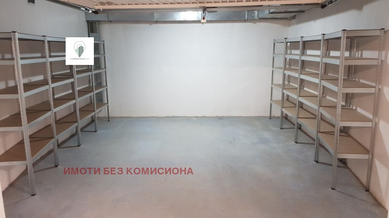 Продава ГАРАЖ, ПАРКОМЯСТО, гр. София, Карпузица, снимка 2 - Гаражи и паркоместа - 53258963