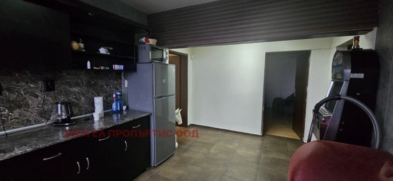 Продава ПРОМ. ПОМЕЩЕНИЕ, гр. Ямбол, Промишлена зона, снимка 5 - Производствени сгради - 53083751