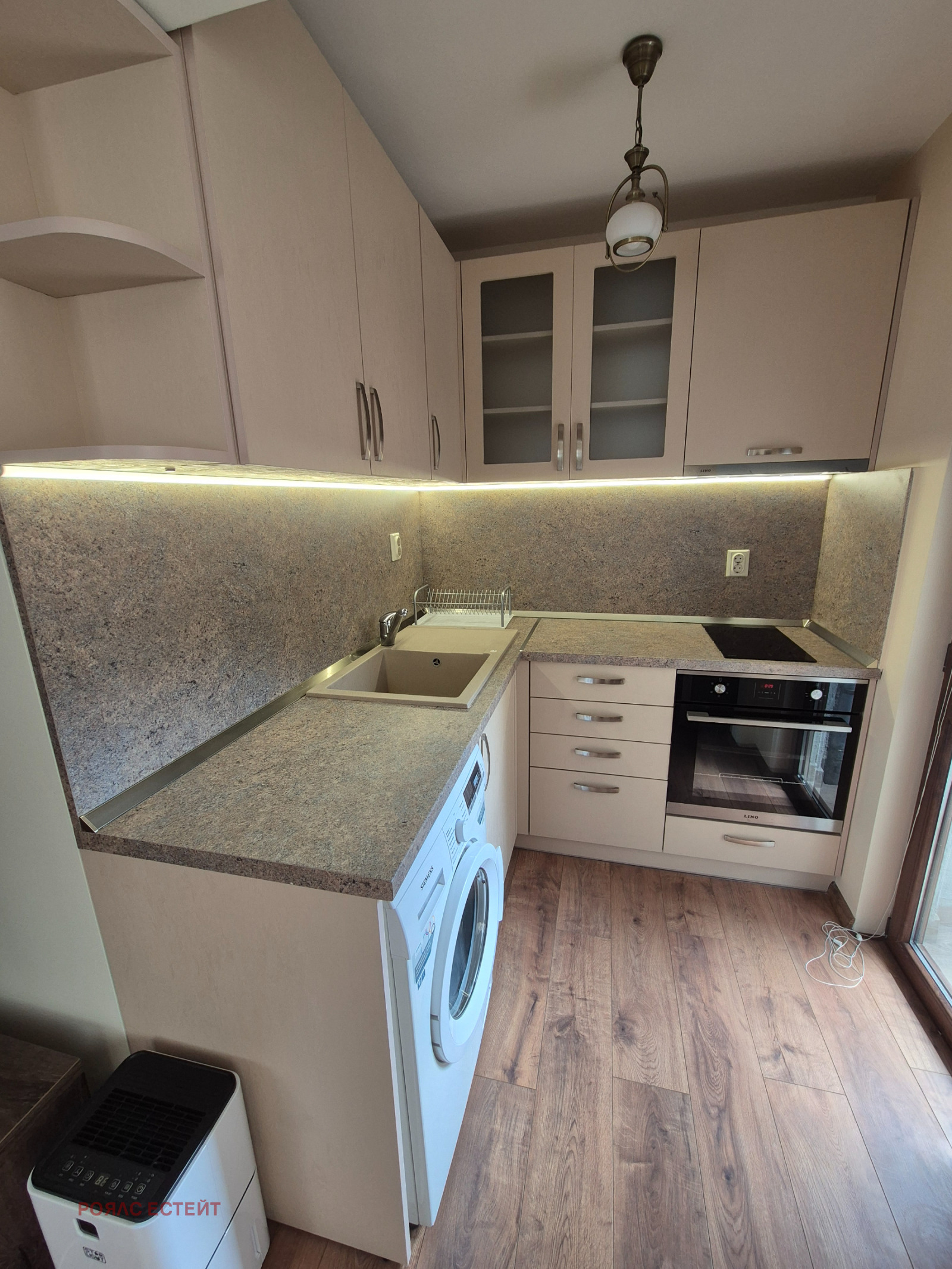 Продава 2-СТАЕН, гр. Стара Загора, Център, снимка 2 - Апартаменти - 54394500