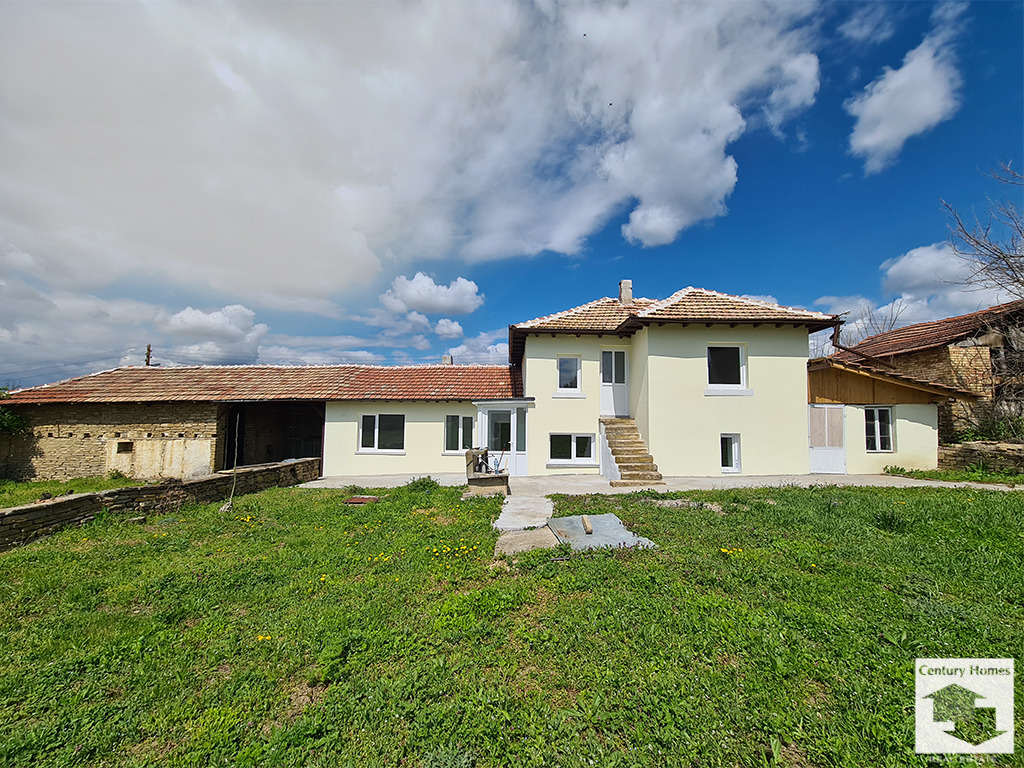 Продава КЪЩА, с. Дъскот, област Велико Търново