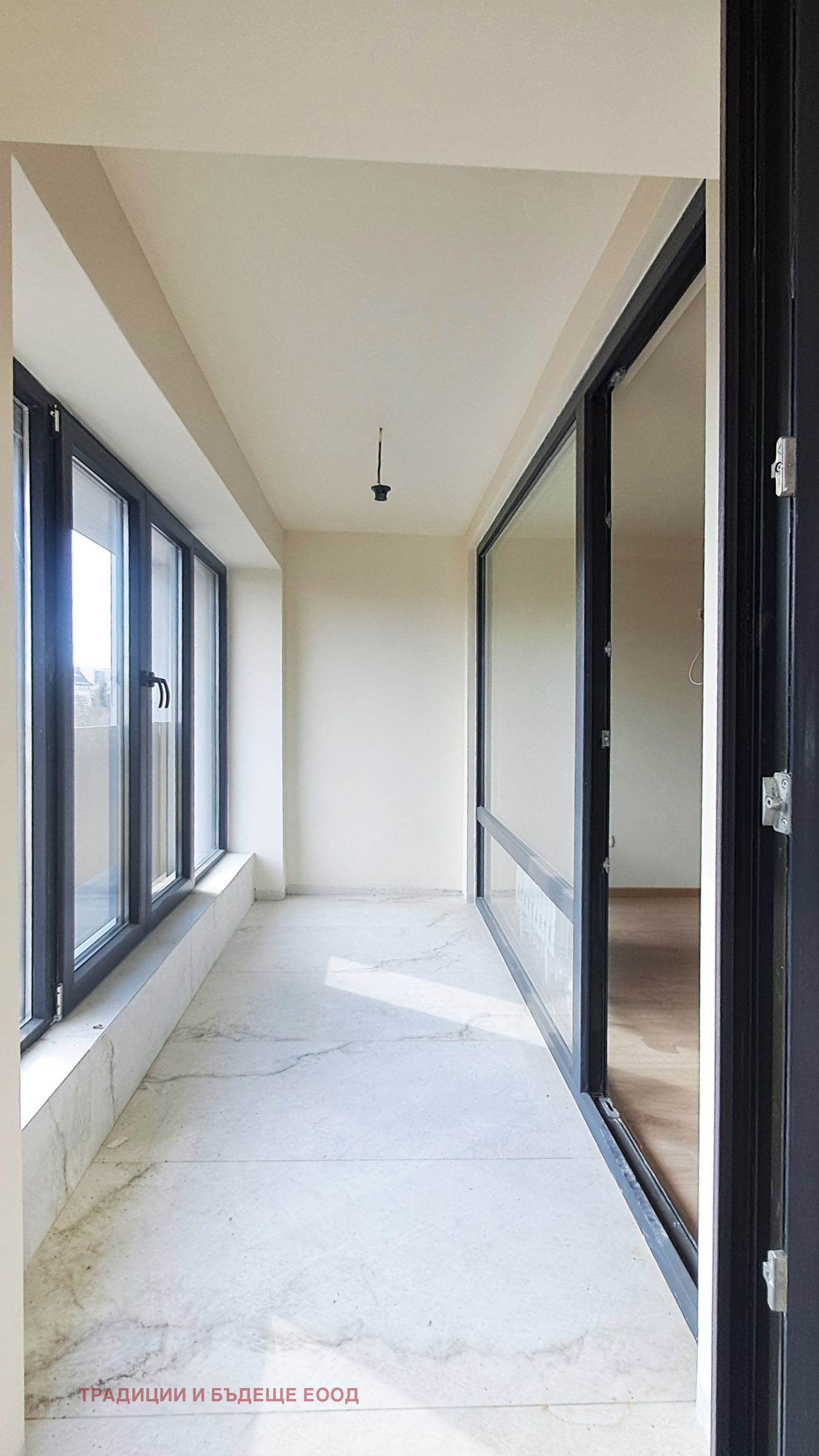 Продава 3-СТАЕН, гр. София, Гоце Делчев, снимка 2 - Апартаменти - 49834425