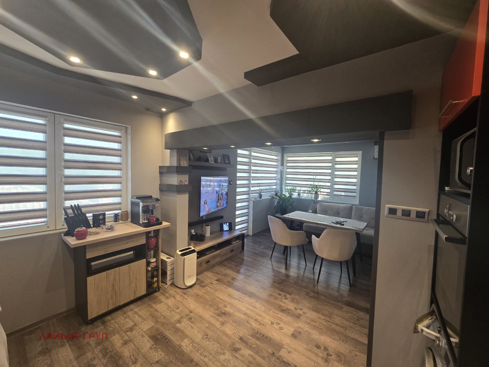 Продава КЪЩА, гр. Варна, Аспарухово, снимка 2 - Къщи - 54542084