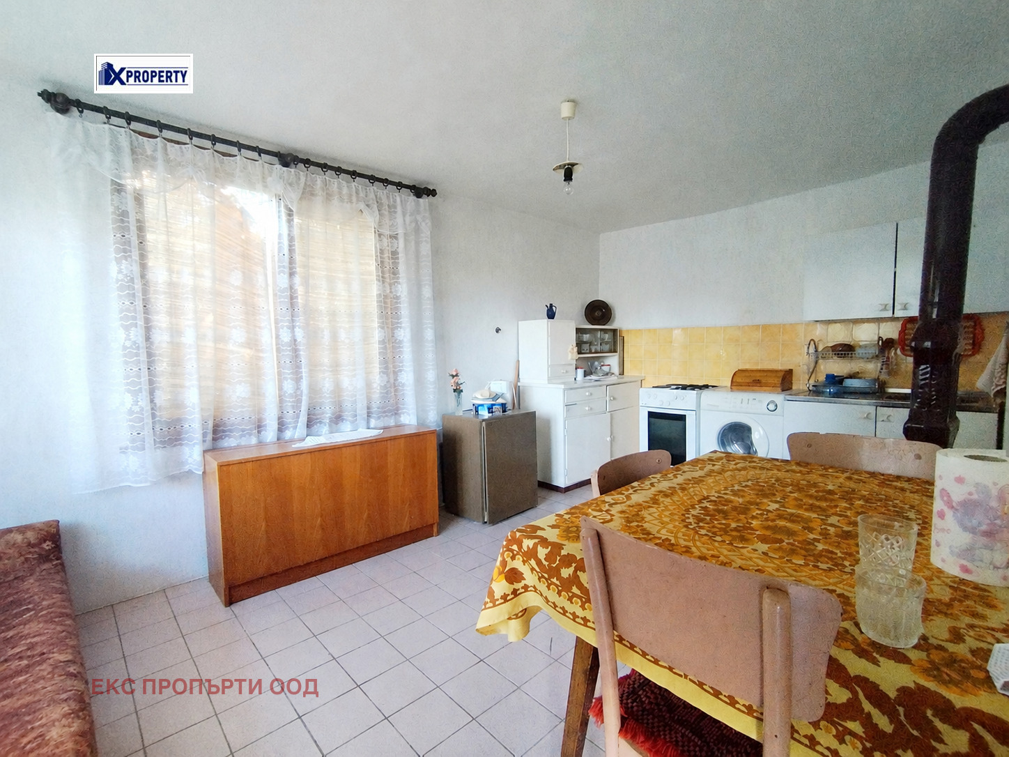 Продава КЪЩА, с. Режанци, област Перник, снимка 14 - Къщи - 55232430