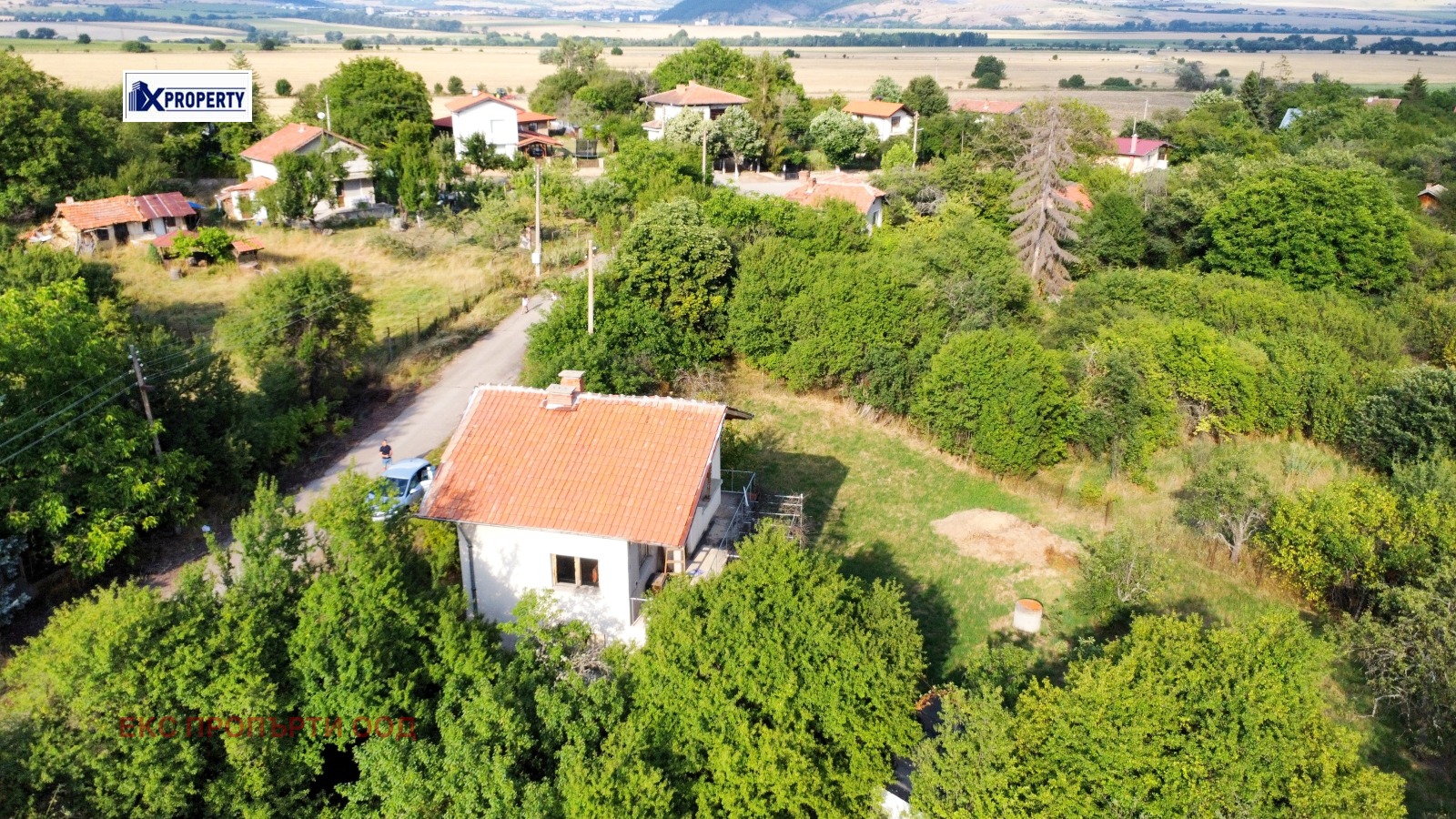 Продава КЪЩА, с. Режанци, област Перник, снимка 2 - Къщи - 55232430