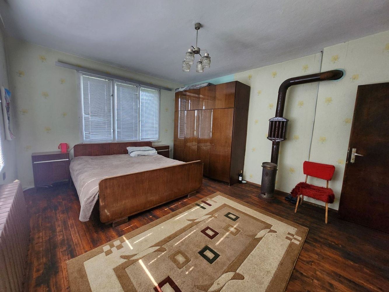 Продава КЪЩА, с. Алдомировци, област София област, снимка 12 - Къщи - 56123544