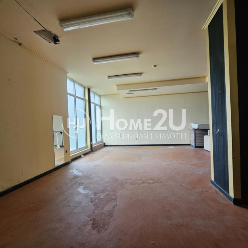 Продава МАГАЗИН в град Варна, к.к. Златни пясъци - 365 кв.м / 91 250 € » 178 469.49 лв., HOME2U