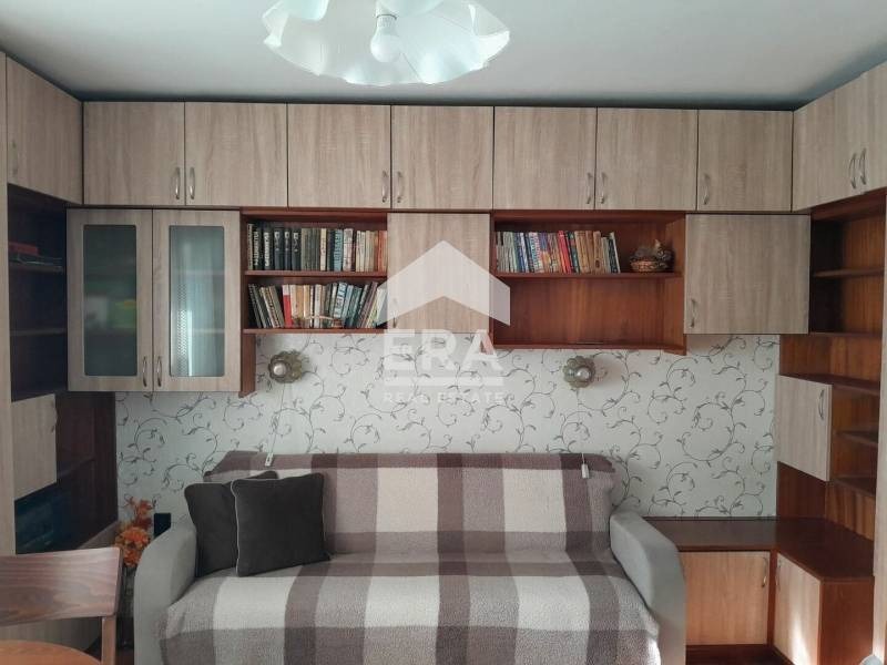 Продава 2-СТАЕН, гр. Велико Търново, Колю Фичето, снимка 2 - Апартаменти - 53383802