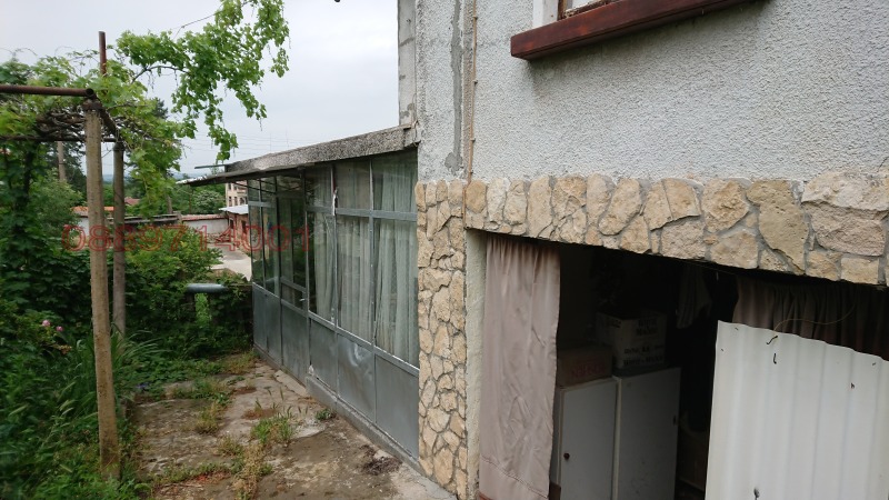 Продава КЪЩА, с. Крушуна, област Ловеч, снимка 2 - Къщи - 52783010