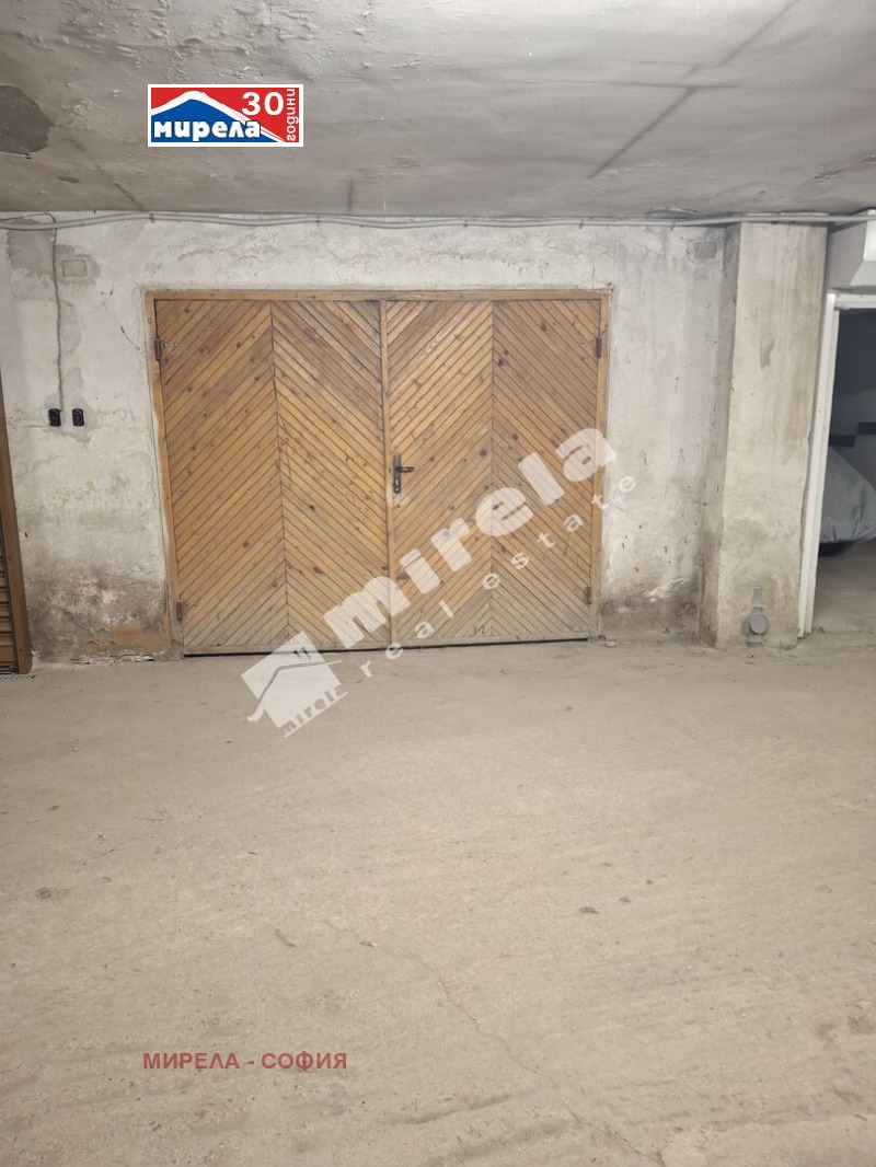 Продава ГАРАЖ, ПАРКОМЯСТО, град София, Борово • 52000 € / 101703.16 лв. • 44732008 1