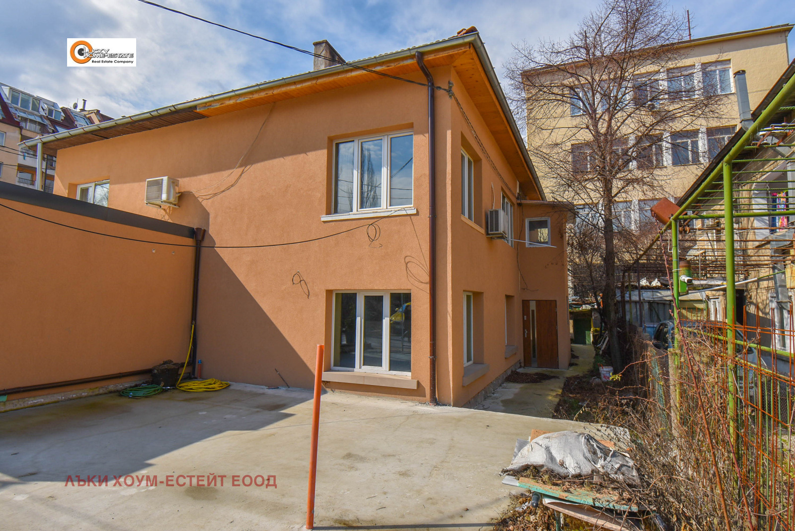 Продава ЕТАЖ ОТ КЪЩА, гр. София, Борово, снимка 2 - Етаж от къща - 53724514