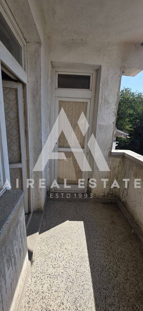 En venta  2 dormitorios Pleven , 9-ti kvartal , 100 metros cuadrados | 71736765 - imagen [14]