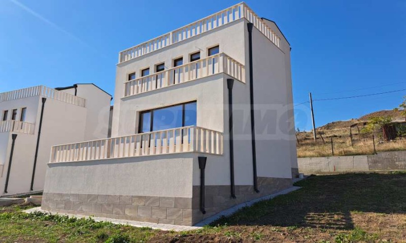 À venda  Casa região Burgas , Kamenar , 172 m² | 68510348 - imagem [4]