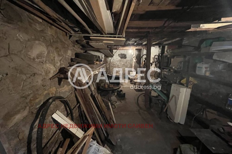 Продава КЪЩА, гр. Сливен, Клуцохор, снимка 12 - Къщи - 52168884