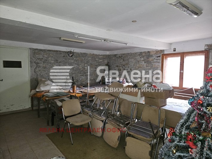 Продава ХОТЕЛ, с. Правешка Лакавица, област София област, снимка 11 - Хотели - 53238075