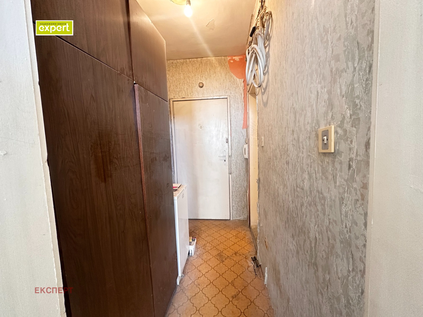 Продава 1-СТАЕН, гр. Плевен, Широк център, снимка 3 - Апартаменти - 54043307