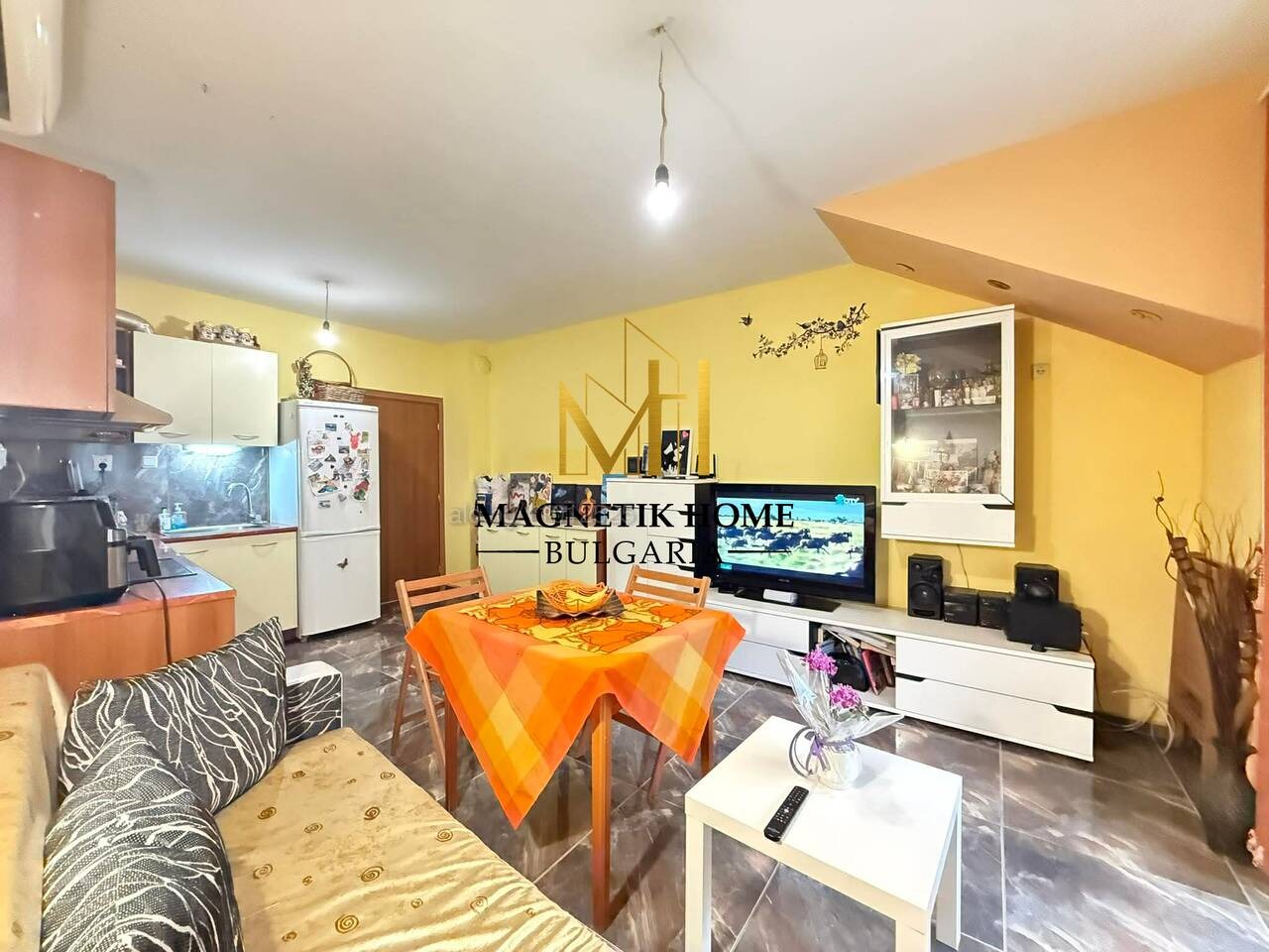 Продава 3-СТАЕН, гр. Бургас, област Бургас, снимка 2 - Апартаменти - 53967745