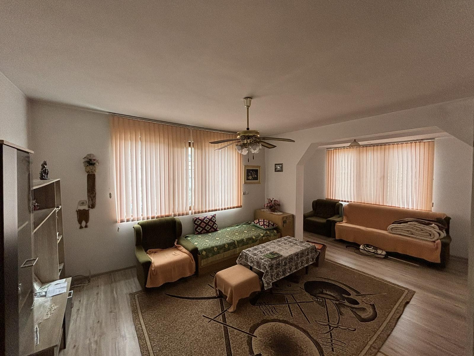 Продава ЕТАЖ ОТ КЪЩА, гр. Карлово, област Пловдив