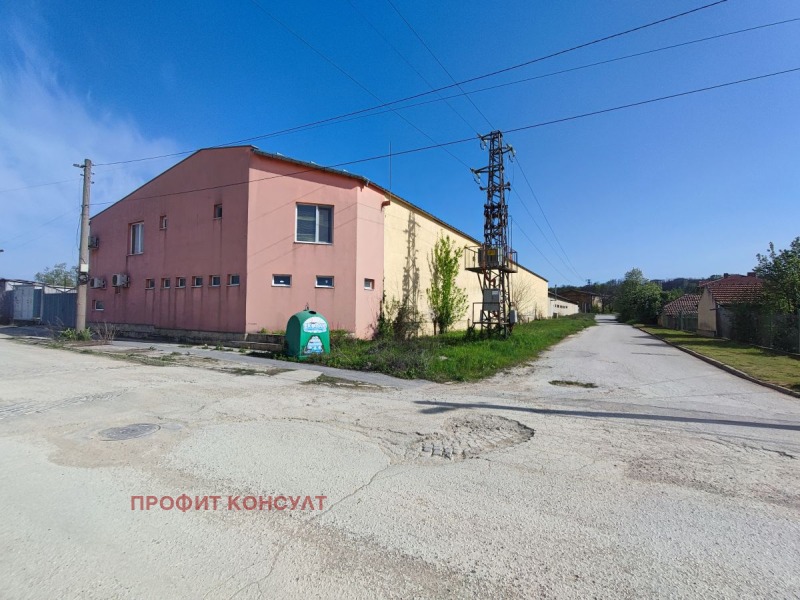 Продава ПРОМ. ПОМЕЩЕНИЕ в област Велико Търново, гр. Горна Оряховица - 1067 кв.м / 650 000 € » 1 271 289.50 лв., ПРОФИТ КОНСУЛТ