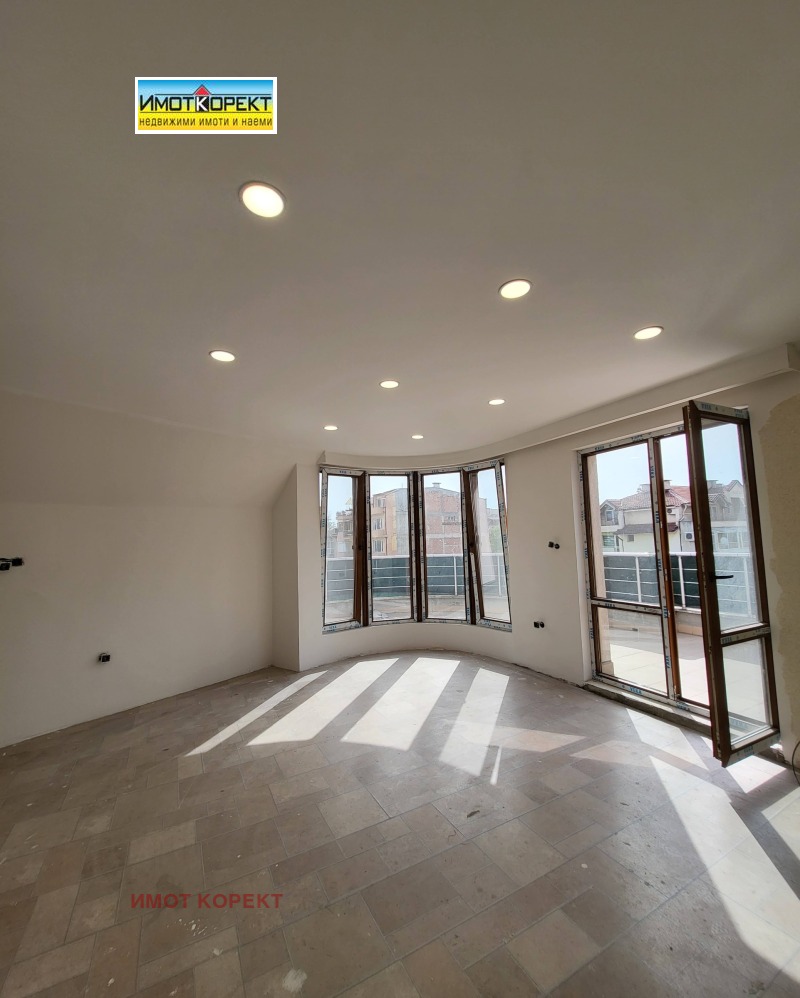 Продается  2 спальни Пазарджик , Център , 102 кв.м | 95535674