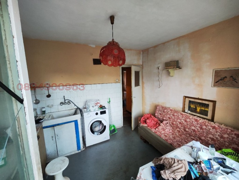 Продава 3-СТАЕН, гр. Шумен, Добруджански, снимка 6 - Апартаменти - 52780511