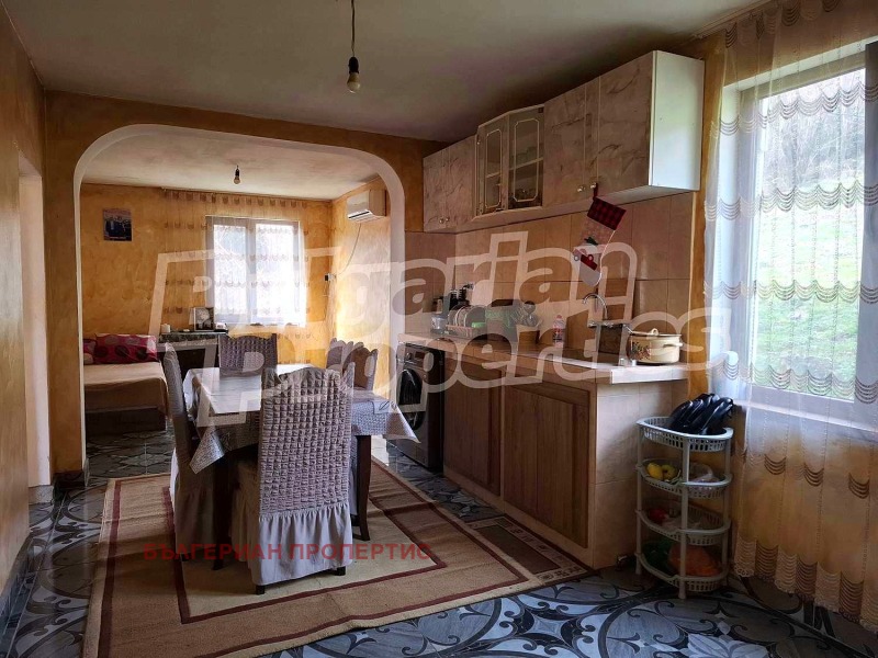 Продава  Къща област Ловеч , с. Добревци , 116 кв.м | 94309223 - изображение [2]