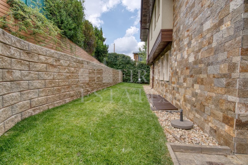 Продава КЪЩА, гр. София, с. Бистрица, снимка 12 - Къщи - 51428892