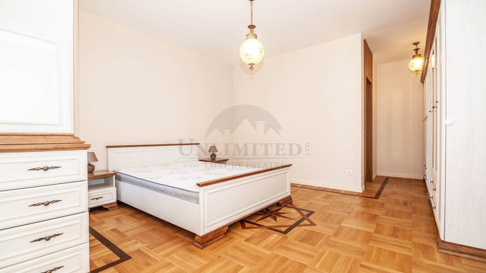 Продава 4-СТАЕН, гр. София, Изток, снимка 8 - Апартаменти - 56344933