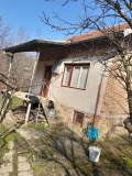 Продава ВИЛА, град Русе, в.з. 9-ти километър • 10200 € • 99216911 — Holmes.bg