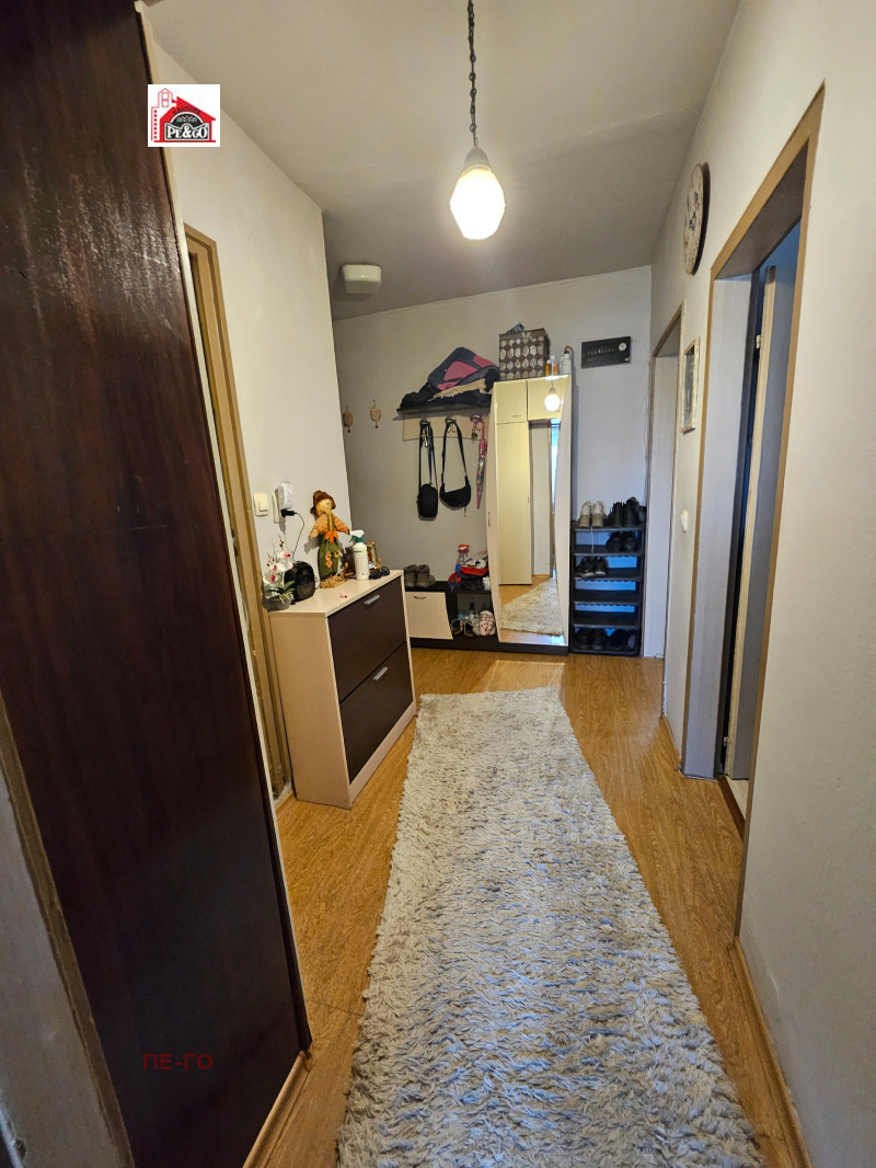 Продава  2-стаен град Пазарджик , Център , 65 кв.м | 38112904 - изображение [8]