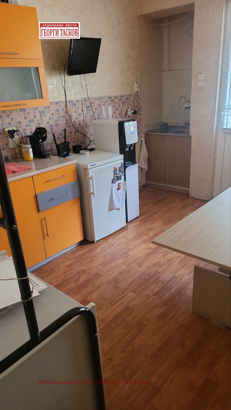 Продава  3-стаен град Русе , Център , 90 кв.м | 25657049