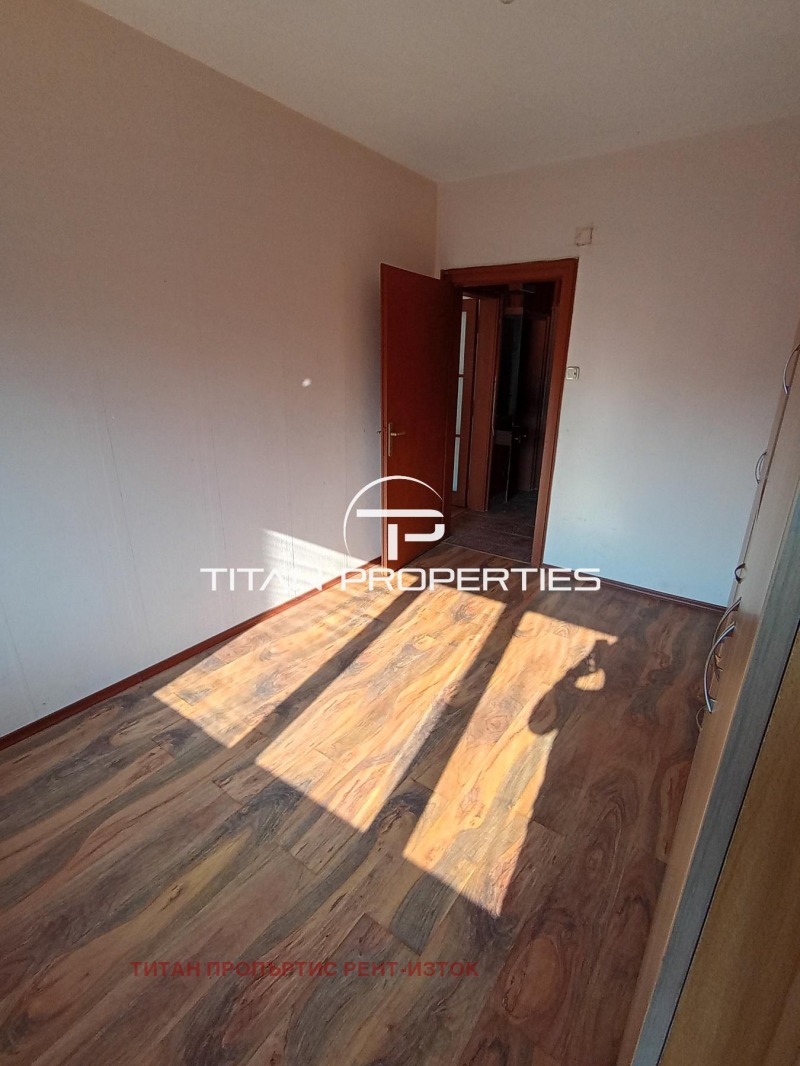 Продава  3-стаен град Бургас , Център , 75 кв.м | 16129909 - изображение [2]
