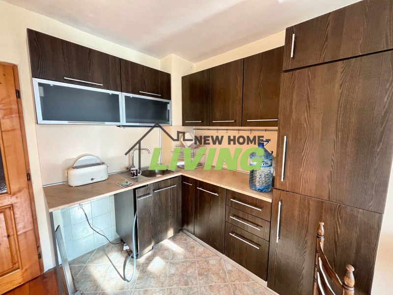 Продава 3-СТАЕН, гр. Бургас, Възраждане, снимка 3 - Апартаменти - 52646652