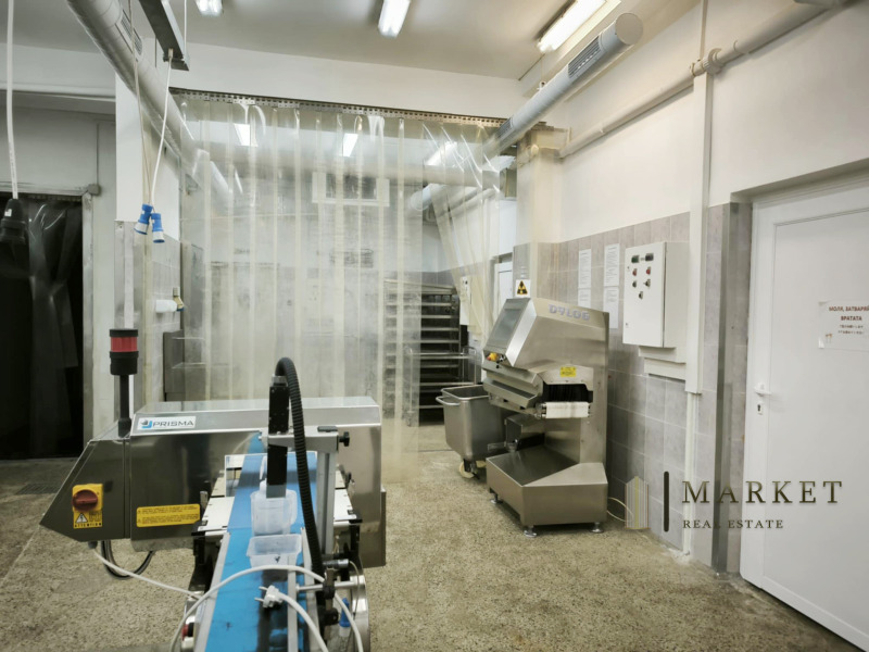 Til salg  Industribygning Plovdiv , Industrialna zona - Sever , 576 kvm | 88170222 - billede [2]