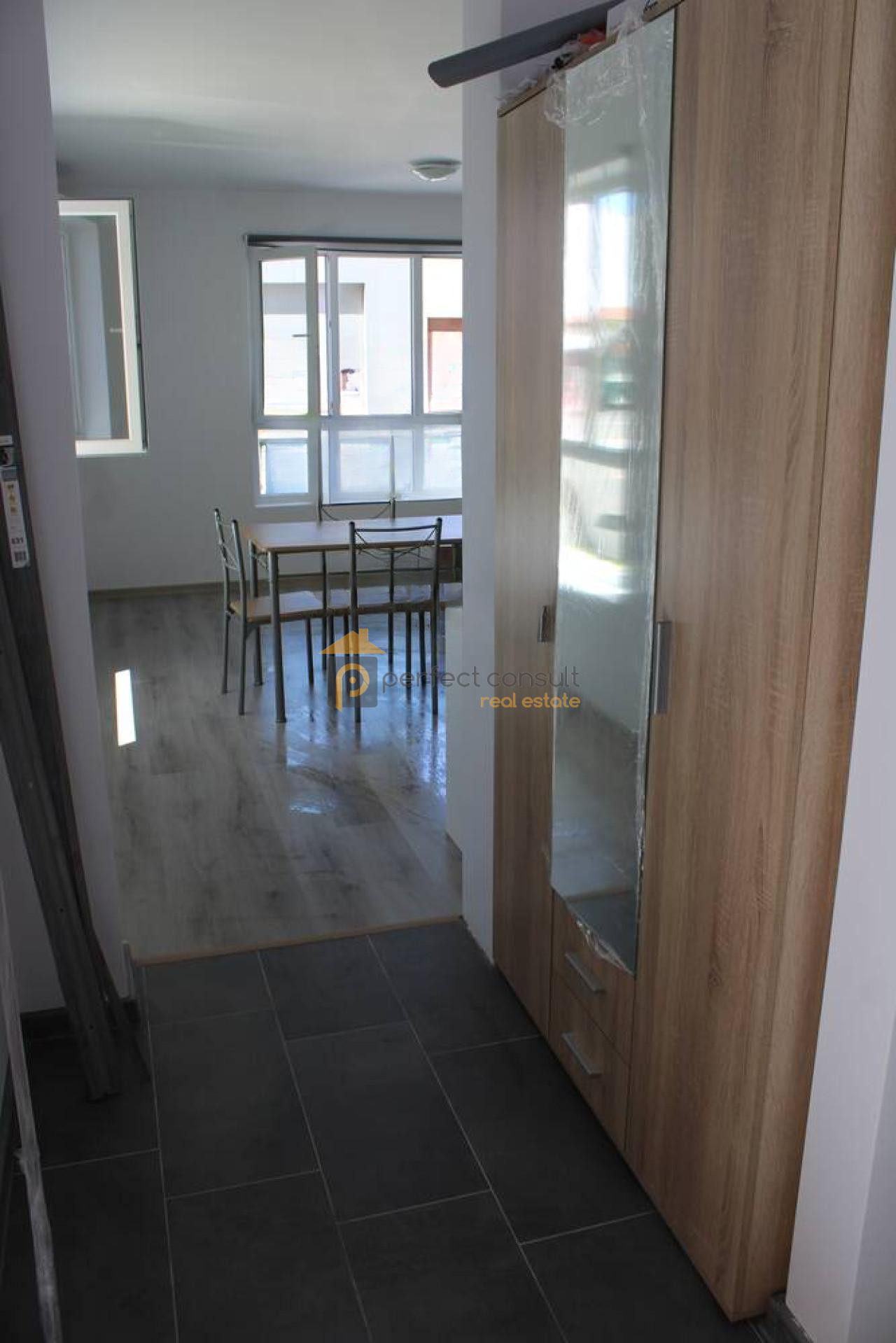 Продава 1-СТАЕН, гр. Пловдив, Остромила, снимка 4 - Апартаменти - 54255756