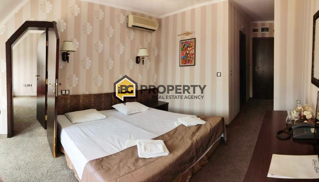 Продава ХОТЕЛ, гр. Бяла, област Варна, снимка 2 - Хотели - 52525034