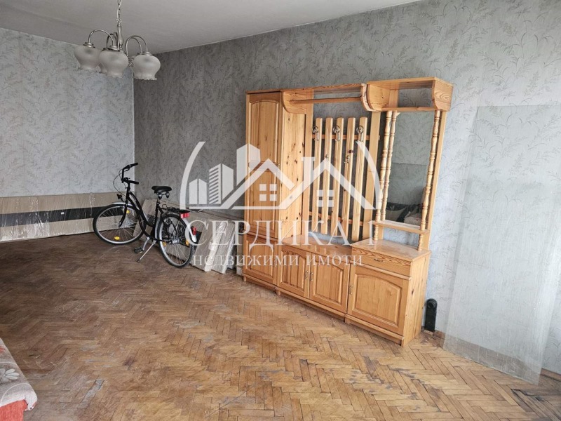Продава 2-СТАЕН, гр. Дупница, област Кюстендил, снимка 2 - Апартаменти - 53185019