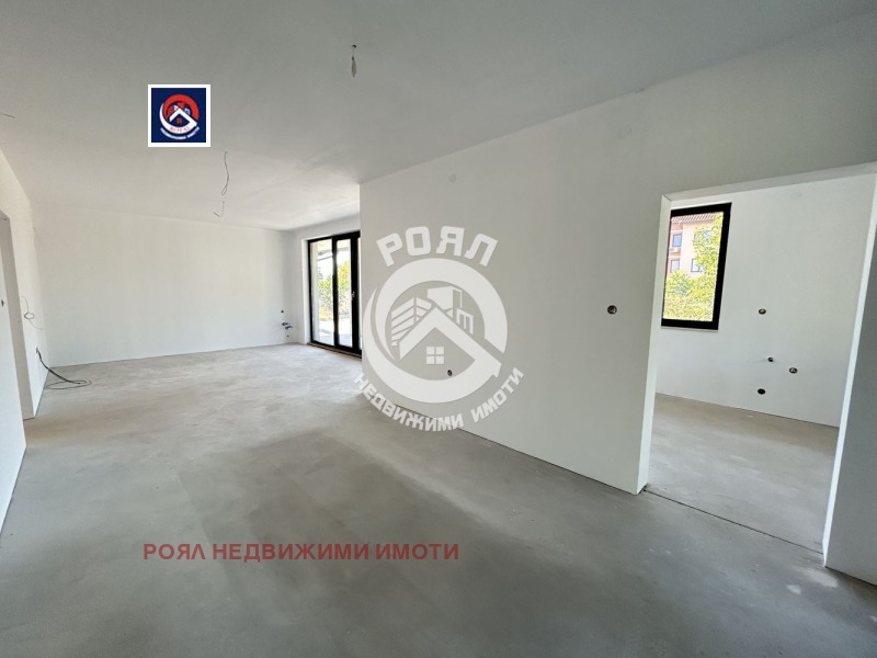 Eladó  Ház Plovdiv , Ostromila , 380 négyzetméter | 12695928 - kép [4]