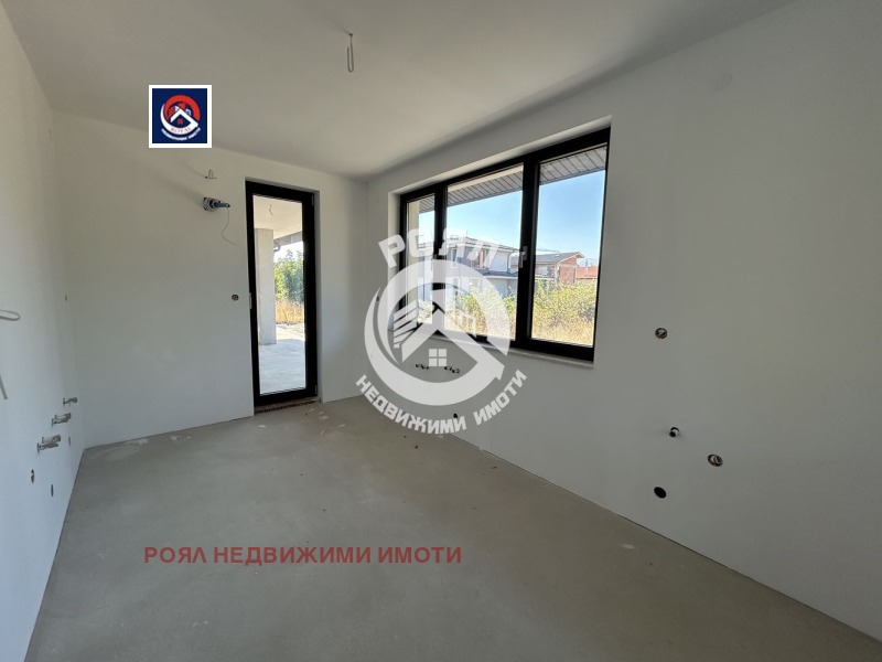 Eladó  Ház Plovdiv , Ostromila , 380 négyzetméter | 12695928 - kép [3]