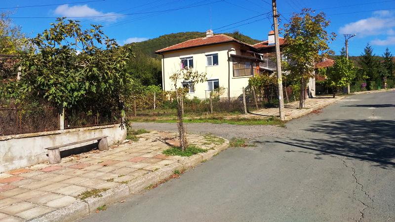 Продава  Къща област Бургас , с. Бродилово , 100 кв.м | 60638394 - изображение [2]