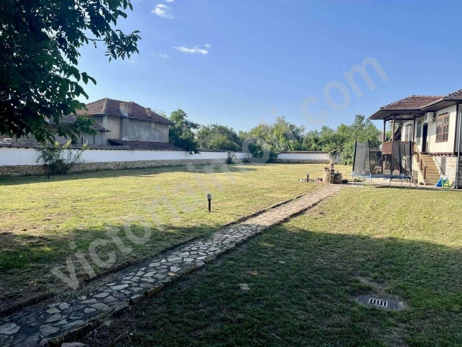 Продава КЪЩА, с. Ресен, област Велико Търново, снимка 4 - Къщи - 55574595