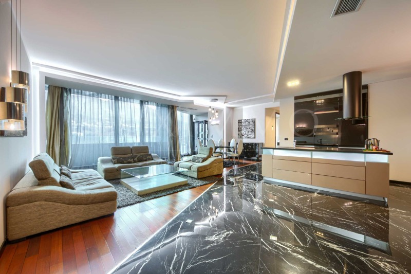 Продава 4-СТАЕН в град София, Манастирски ливади - 250 кв.м / 698 030 € » 1 365 228.01 лв., ЛУКСИММО
