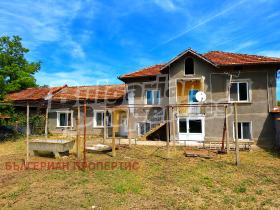 Продава  Къща, с. Градище