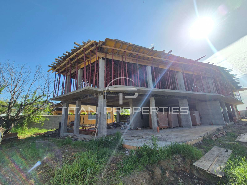 Na prodej  1 ložnice Plovdiv , Komatevo , 83 m2 | 81004344