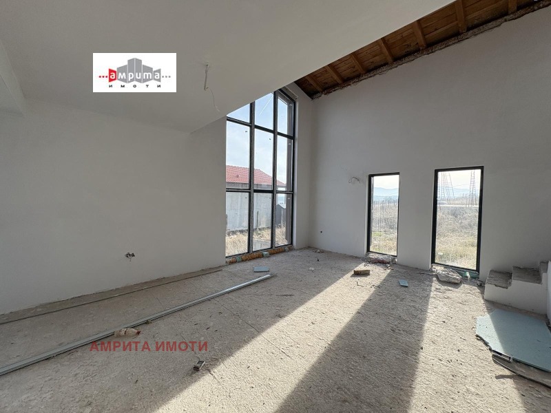 Продава КЪЩА, с. Гурмазово, област София област, снимка 4 - Къщи - 49793349