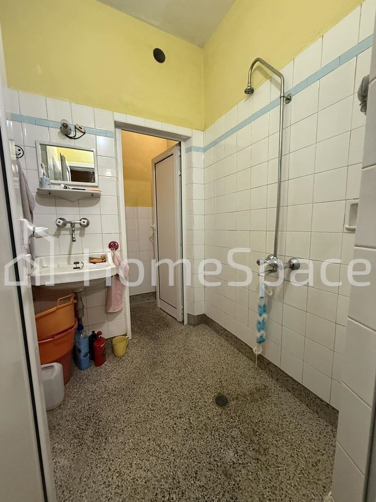 Продава КЪЩА, гр. София, м-т Гърдова глава, снимка 2 - Къщи - 52845818