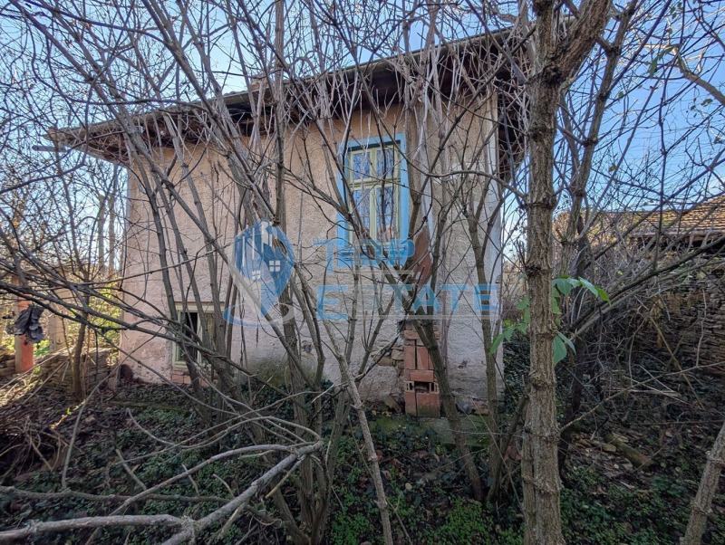 Продава КЪЩА, с. Долна Липница, област Велико Търново, снимка 13 - Къщи - 53031179