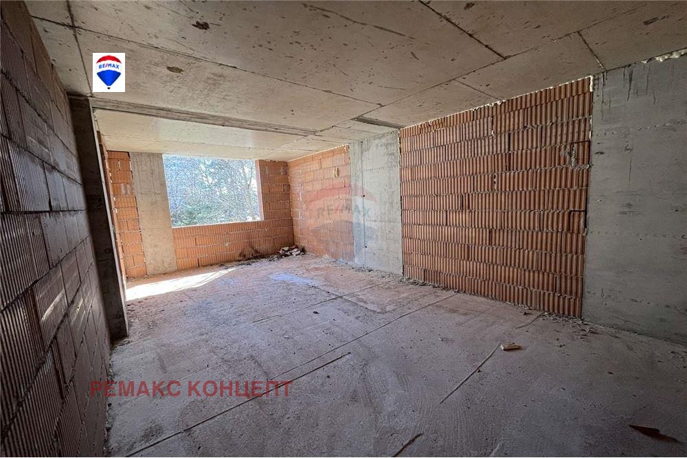 Продава 3-СТАЕН, гр. Шумен, Добруджански, снимка 2 - Апартаменти - 48567319