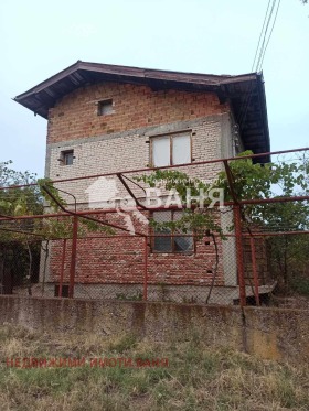 Обява продава къща, с. Сухозем, област Пловдив