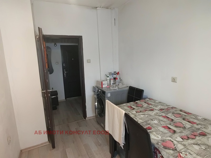 Продава 2-СТАЕН, гр. София, Лагера, снимка 7 - Апартаменти - 52775026