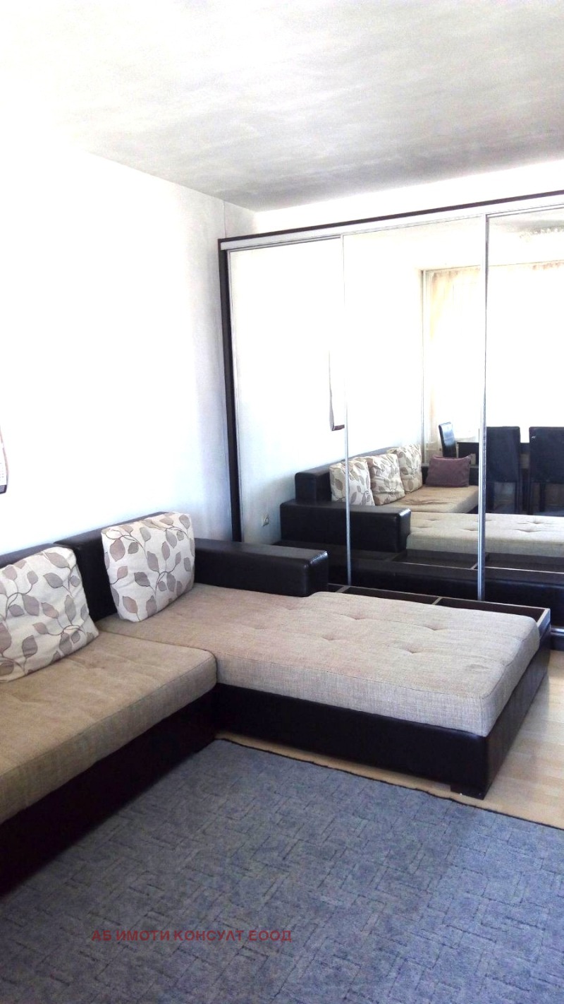 Продава 2-СТАЕН, гр. София, Лагера